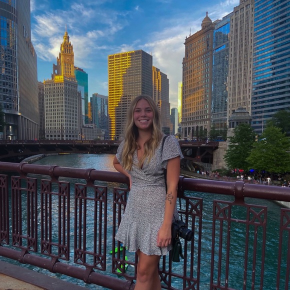 Meet your Posher, Jordyn - Picture 1 of 1